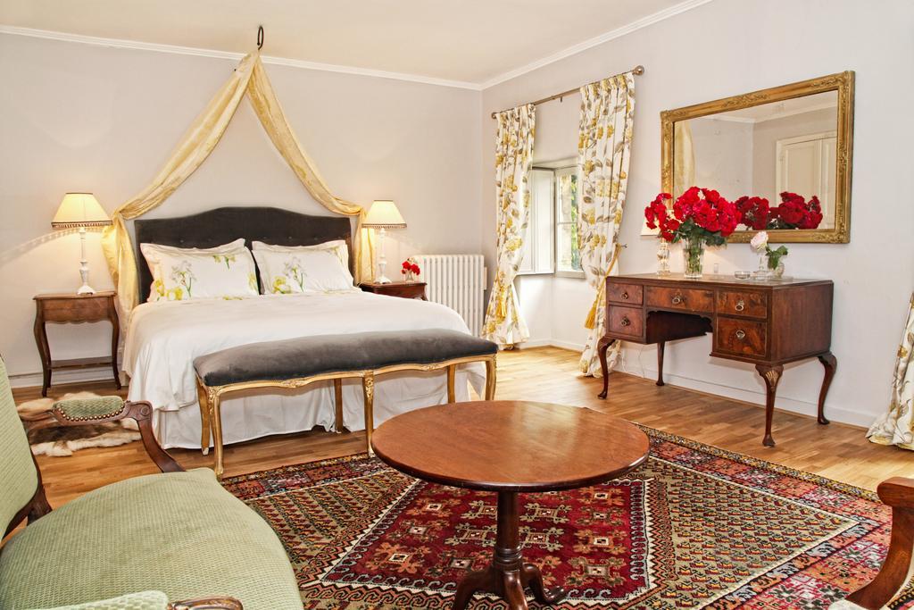 Chateau Lamothe Du Prince Noir - B&B Saint-Sulpice-et-Cameyrac Rom bilde